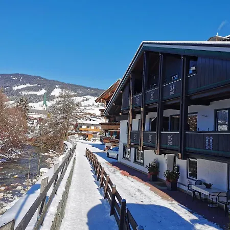 Haus Am Bach * Kirchberg en Tyrol